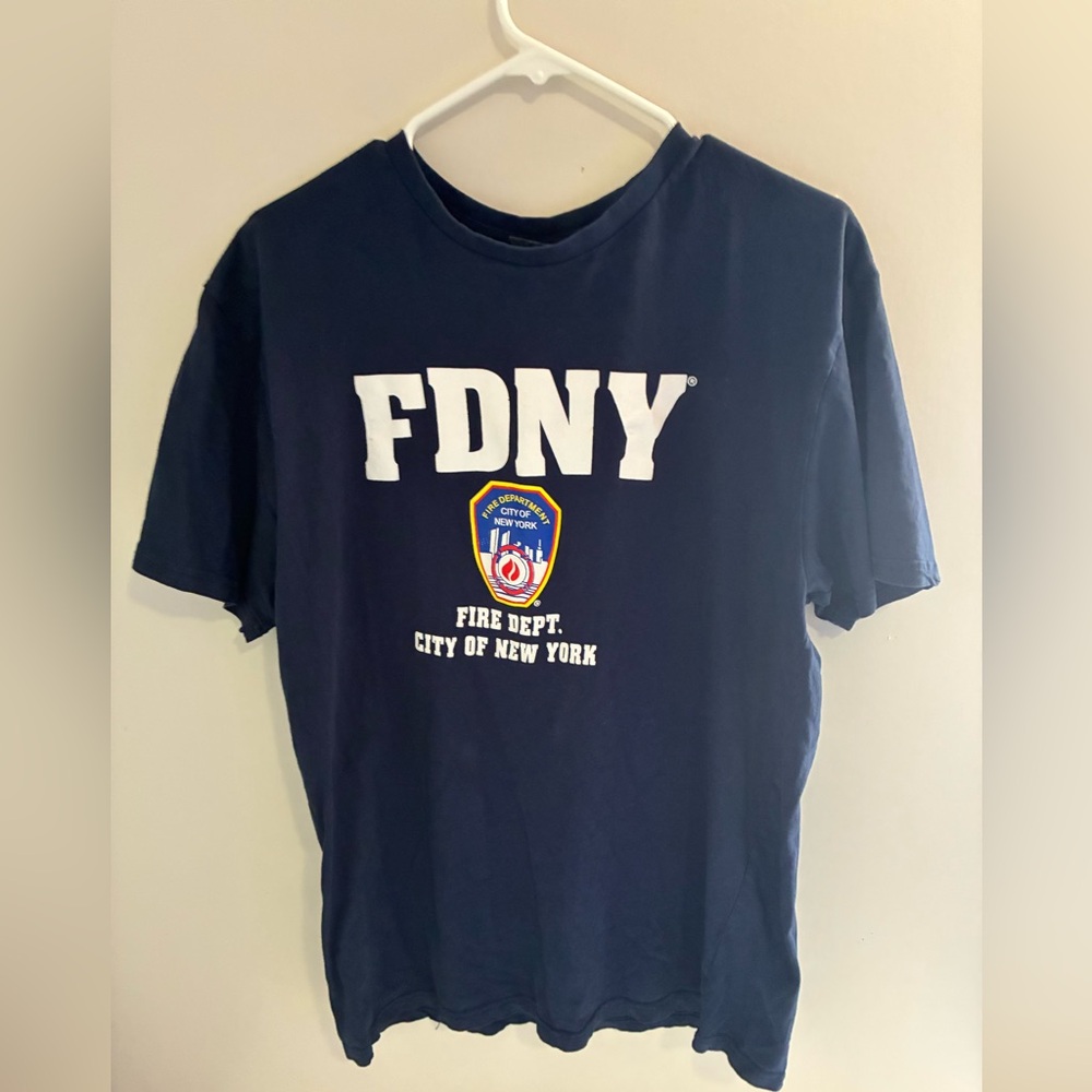 Men’s Fire Department Of New York City, Navy Blue Crewneck Tee Shirt Large